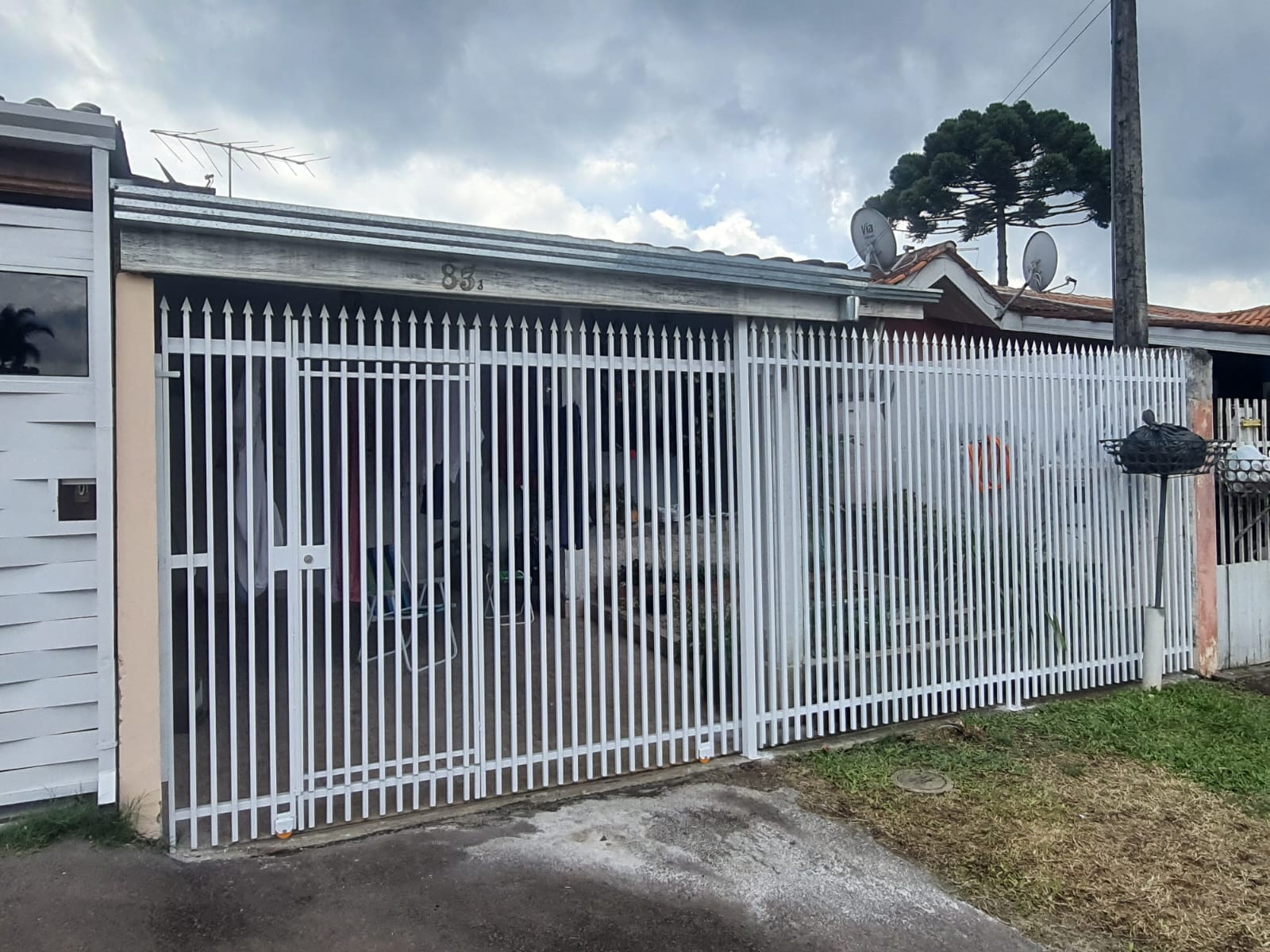 Estrutura metálica de rampa de carga industrial